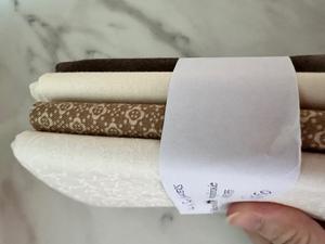 Metre Bundle 914 - 4 Fat Quarters. Product thumbnail image
