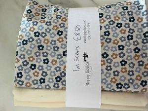 Metre Bundle 928 - scraps. Product thumbnail image