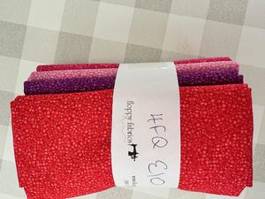 Metre Scrap 247 - 1m with 4 fat quarters. Product thumbnail image